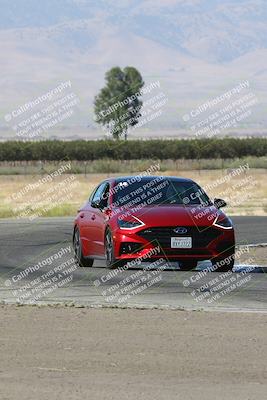 media/Sep-15-2024-Speed Ventures (Sun) [[7a54f7ed2f]]/Yellow Group/Session 1 (Outside Grapevine)/